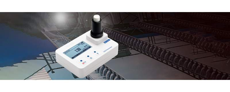 Hanna COD photometer measuring a water sample